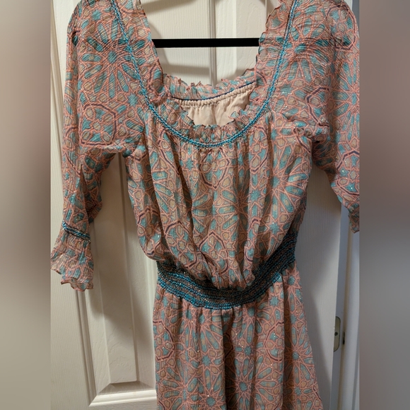 Badgley Mischka Sheer Flowy Off Shoulder Pink Blue Geometric Pattern Silk Dress - Picture 4 of 4